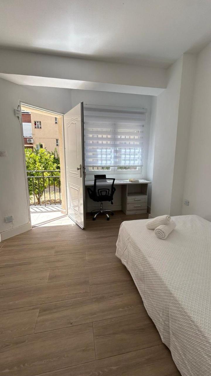 Piso Compartido Delyrent Acosta Hostel Jaen Exterior photo